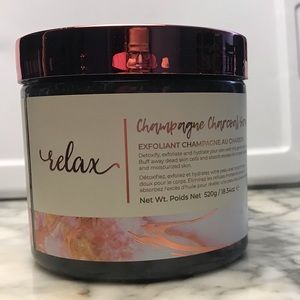 *NEW* Manna Kadar Champagne Charcoal Scrub